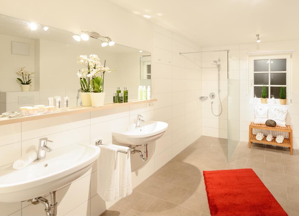 "Viktoria Apartments" - Annehmlichkeiten Von 4-Sterne Familien-Und Wellnesshotel Viktoria Koennen Mitgenutzt Werden オーベルストドルフ 部屋 写真